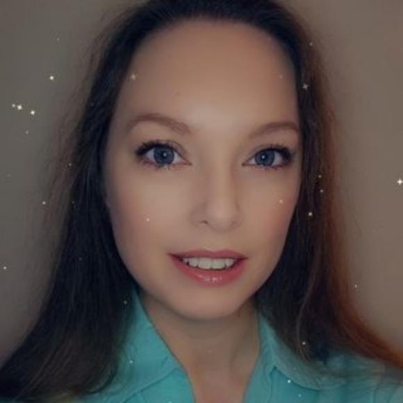 Meet your Posher, Annie - Picture 1 of 5